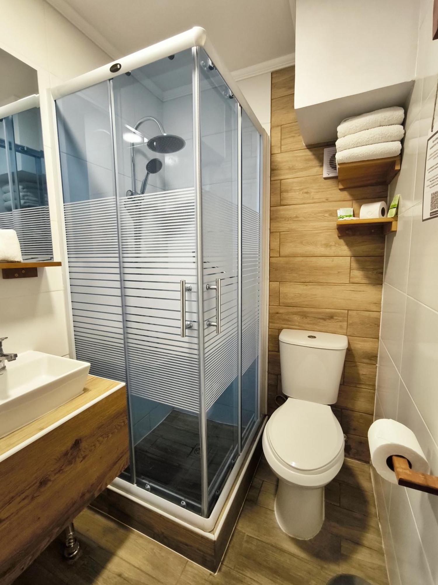 Hotel Intillanka إكيكي المظهر الخارجي الصورة